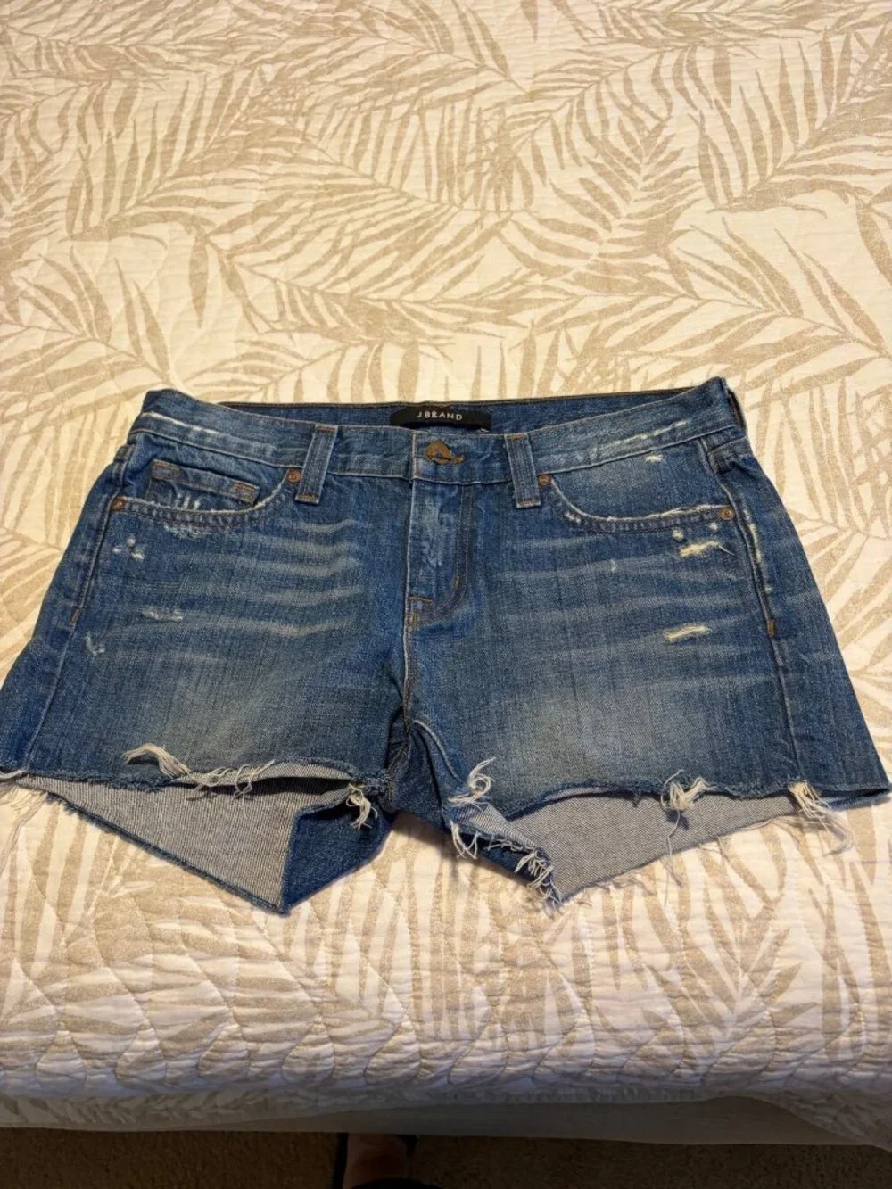 J Brand Distressed Grunge Denim Cutoff Shorts With Frayed Hem Size 26